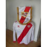 Rayo Vallecano FC Shirt Gift To Portmout