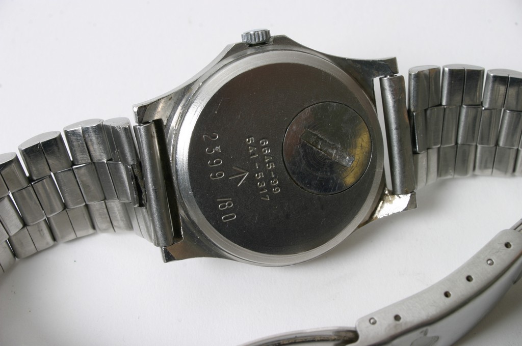 A CWC Military watch the reverse serial number 6645-99 541-5317. - Image 3 of 3