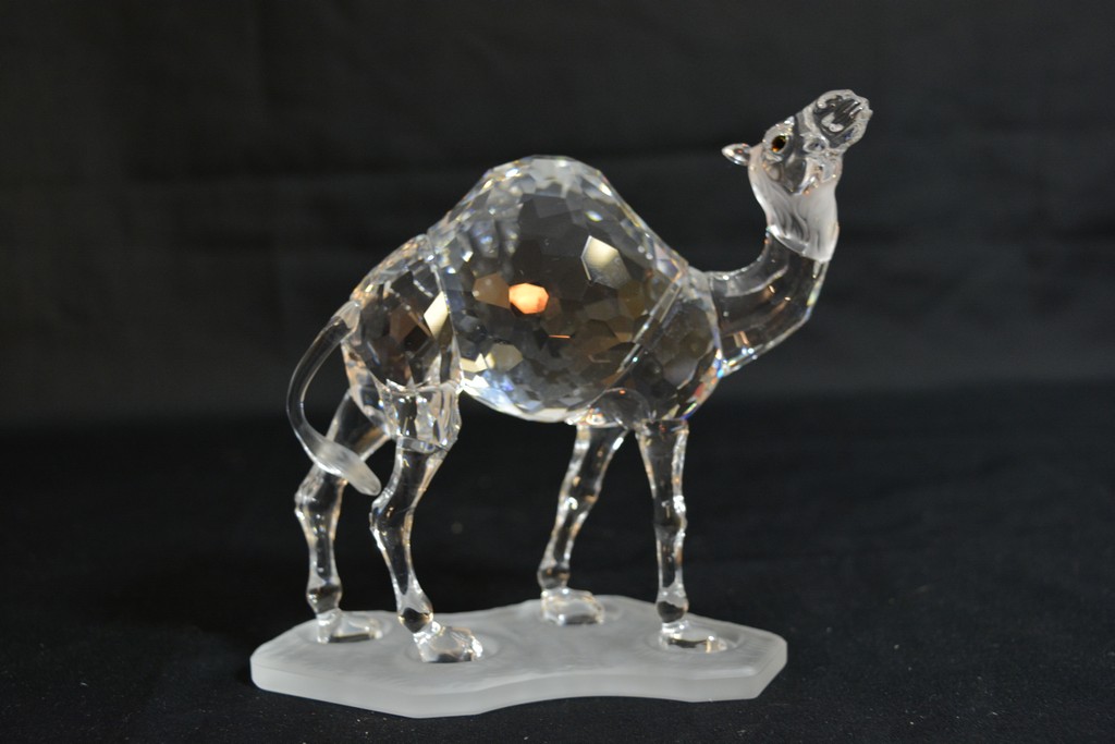 A boxed Swarovski camel and giraffe - Image 3 of 3