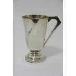 A silver tankard, Walker and Hall Sheffield hall marks,