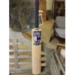 1999 Somerset cricket team, bat signed by (and inc) Ian Jones, Graham Rozse, Matthew Brubeck, Stefan