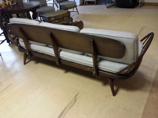 Ercol day bed / studio couch. Upholstered in mid grey 100% wool, with new webbing. Overall 2.08m - Image 3 of 5