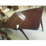 Georgian mahogany dropleaf table, gateleg, two leaves. Ideal breakfast or afternoon tea table. 98 cm