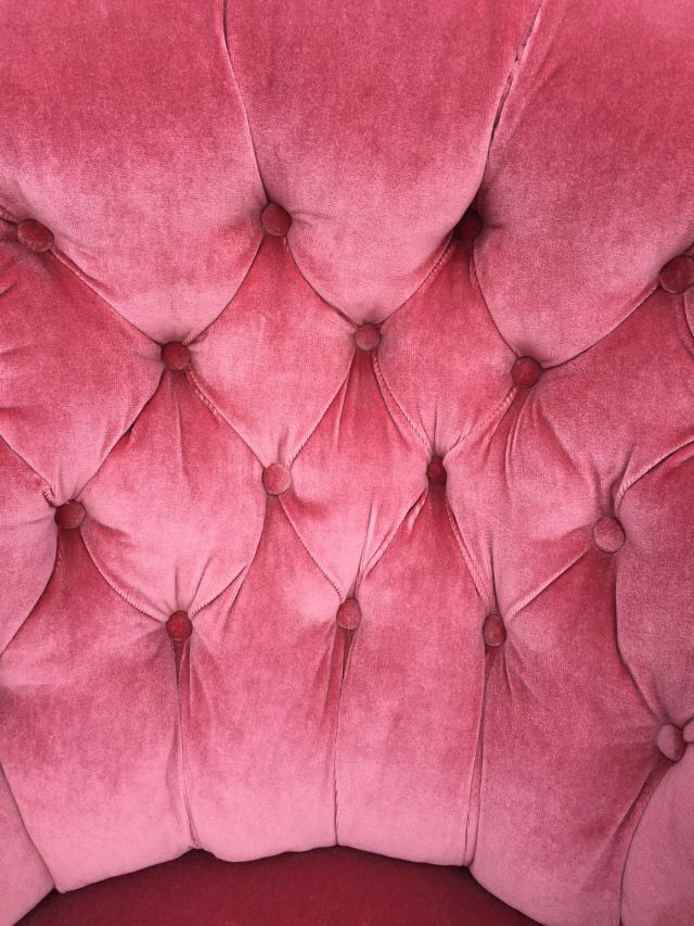 Victorian nursing chair in pink upholstery, button backed on turned supports and original castors. - Image 4 of 7