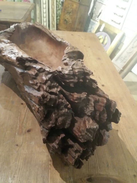 Treen. Carved wooden tree section, possibly elm, hollowed as a bowl c. 73 cm long overall - Image 3 of 5