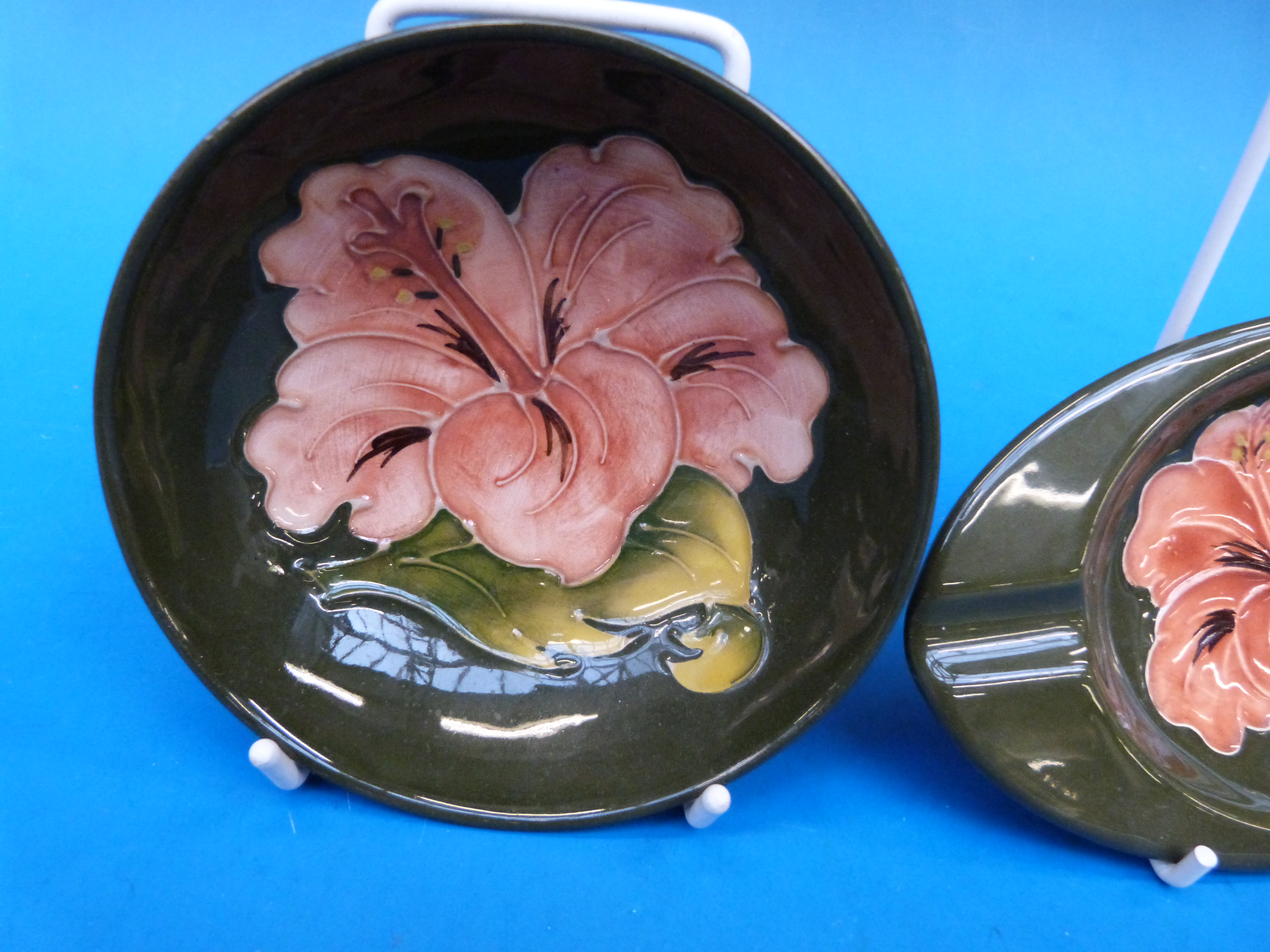 A Moorcroft pedestal dish and ashtray in - Image 2 of 4