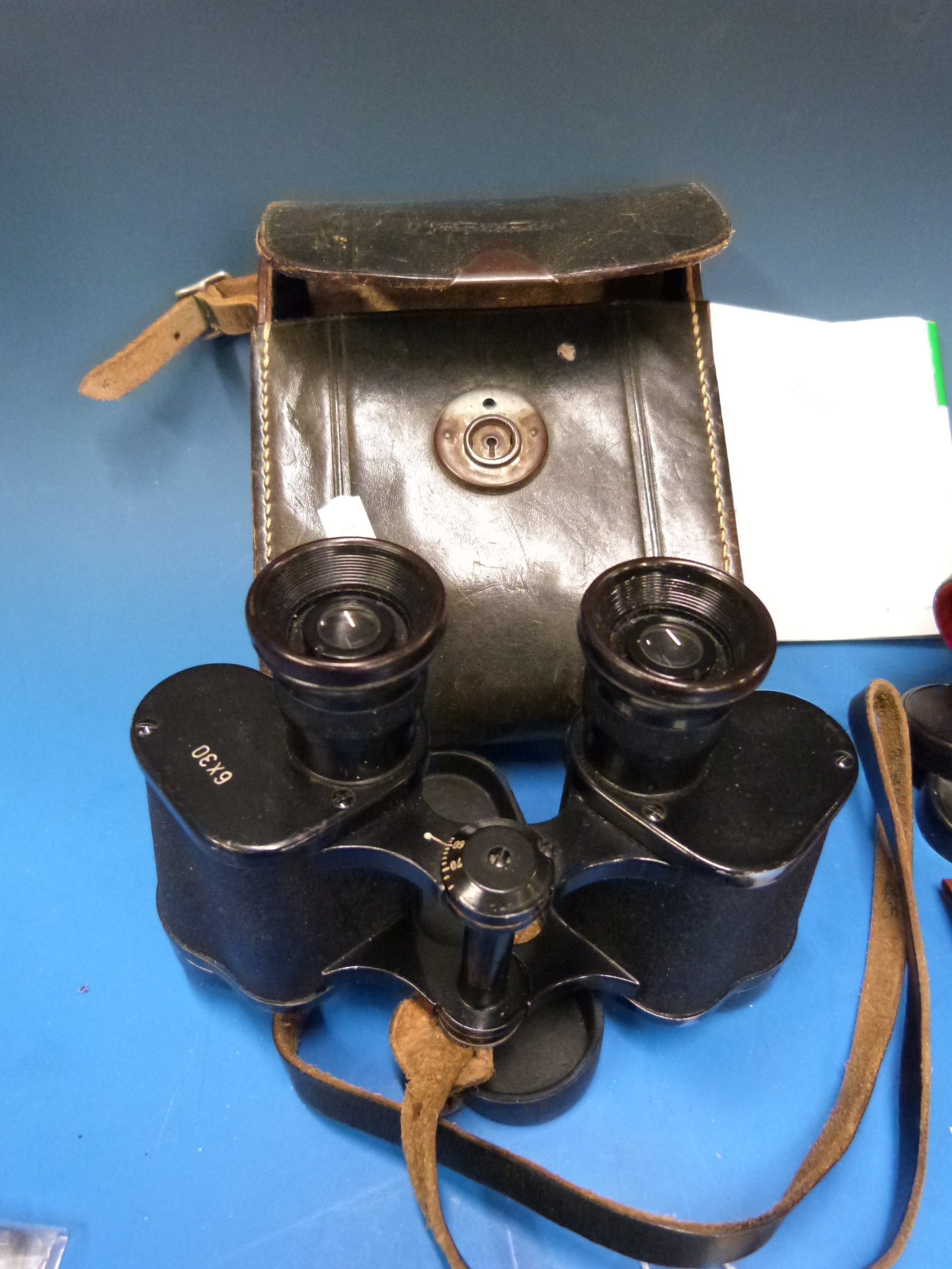 Collection of cameras, lenses and binocu - Image 13 of 13