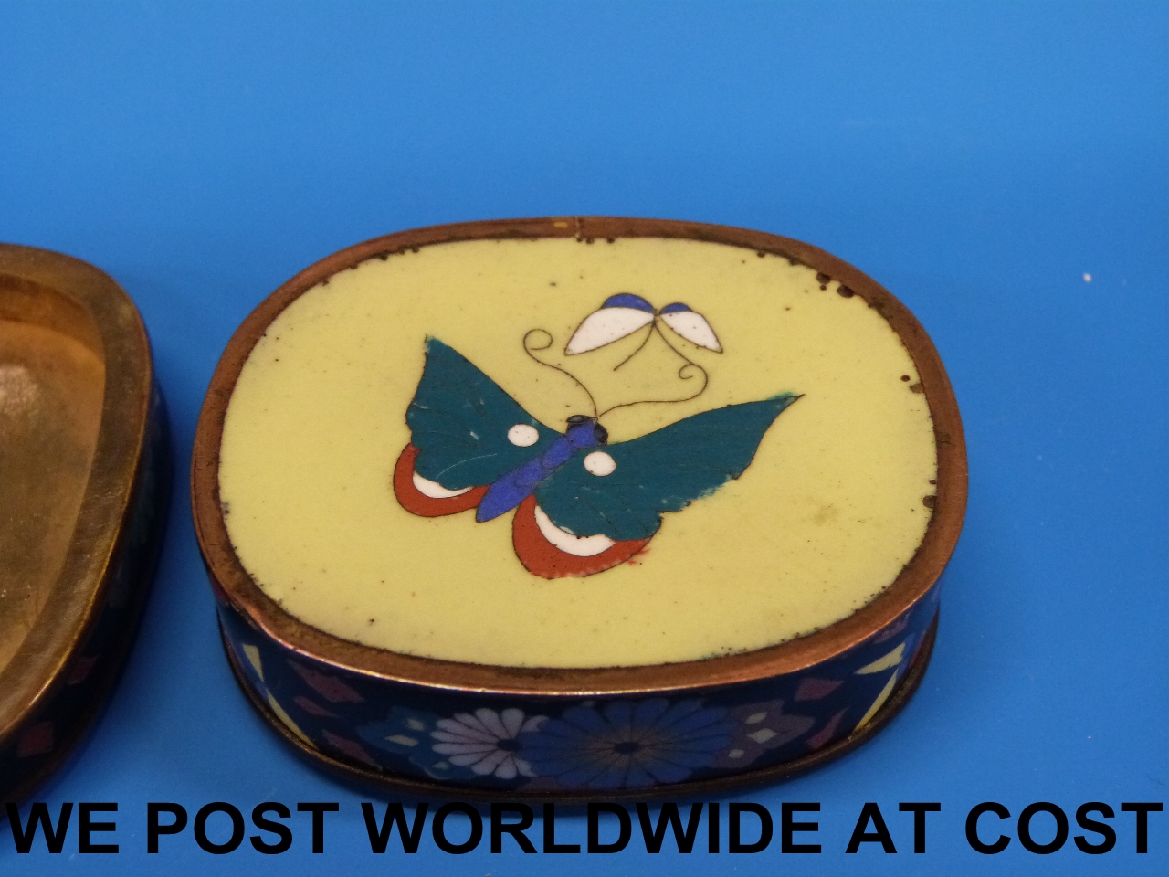 A 19thC Japanese cloisonne box with Moun - Bild 7 aus 7