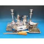 A quantity of silver plate including a p