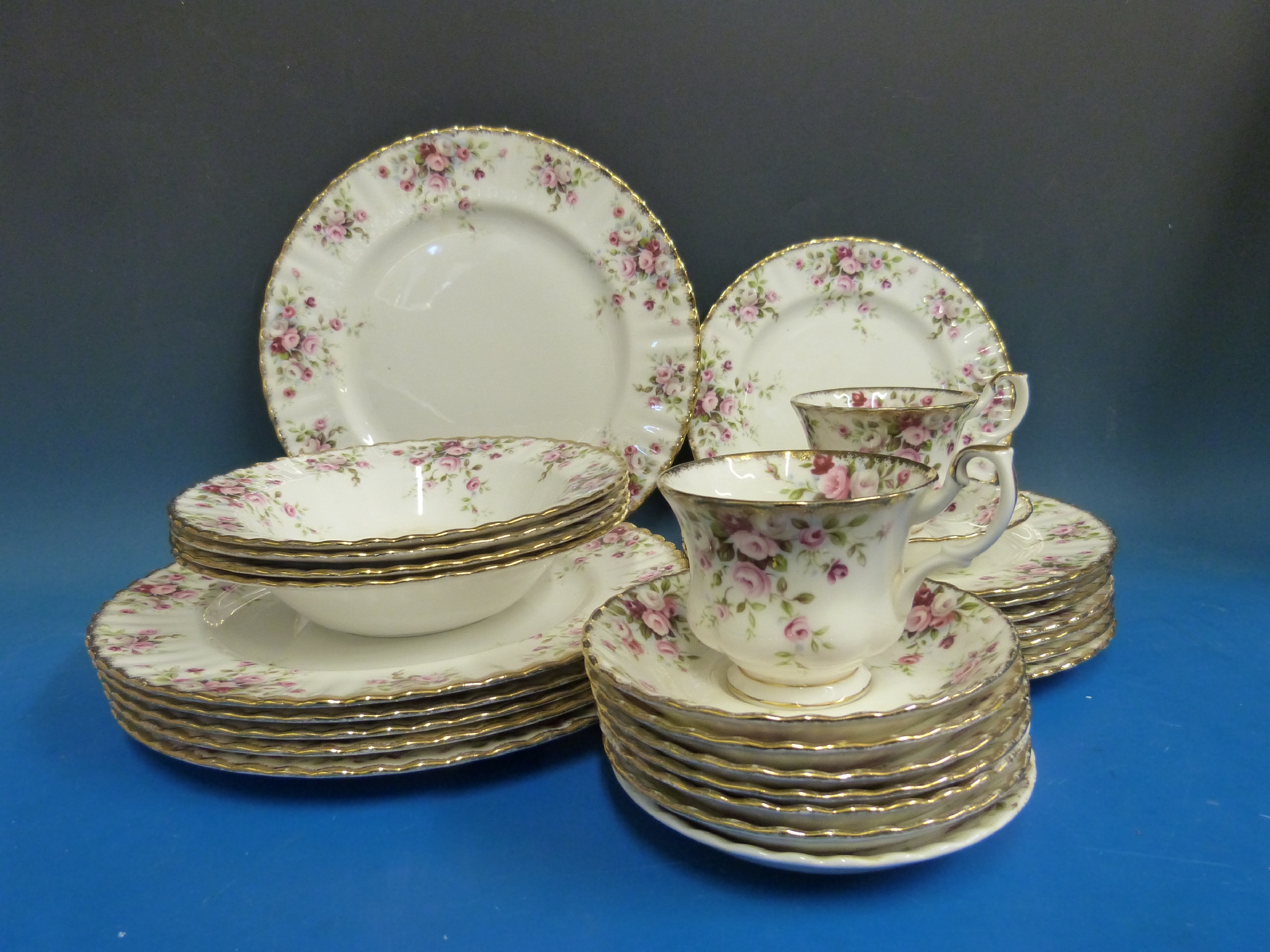 A quantity of Royal Albert Cottage Garde