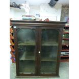 A glazed display/bookcase (width 86cm de