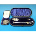 A cased hallmarked silver christening se