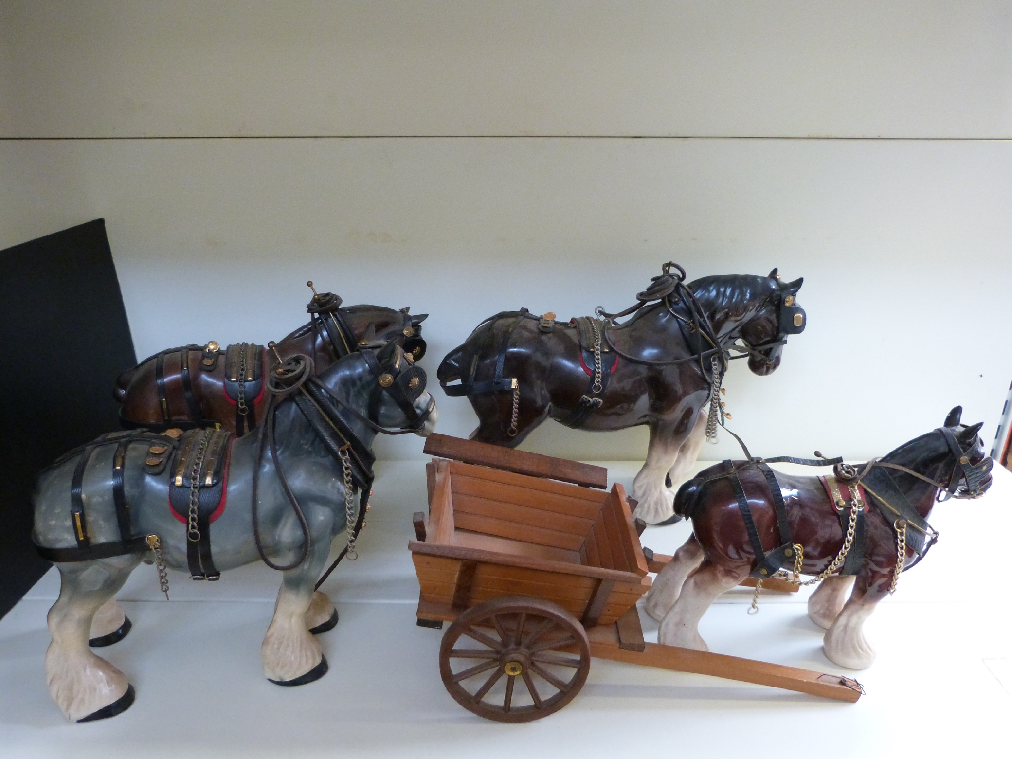 Four harnessed ceramic Shire horses and wooden cart - Image 3 of 3