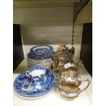 Blue and white Wedgwood plates, further ceramics and a plated tea set