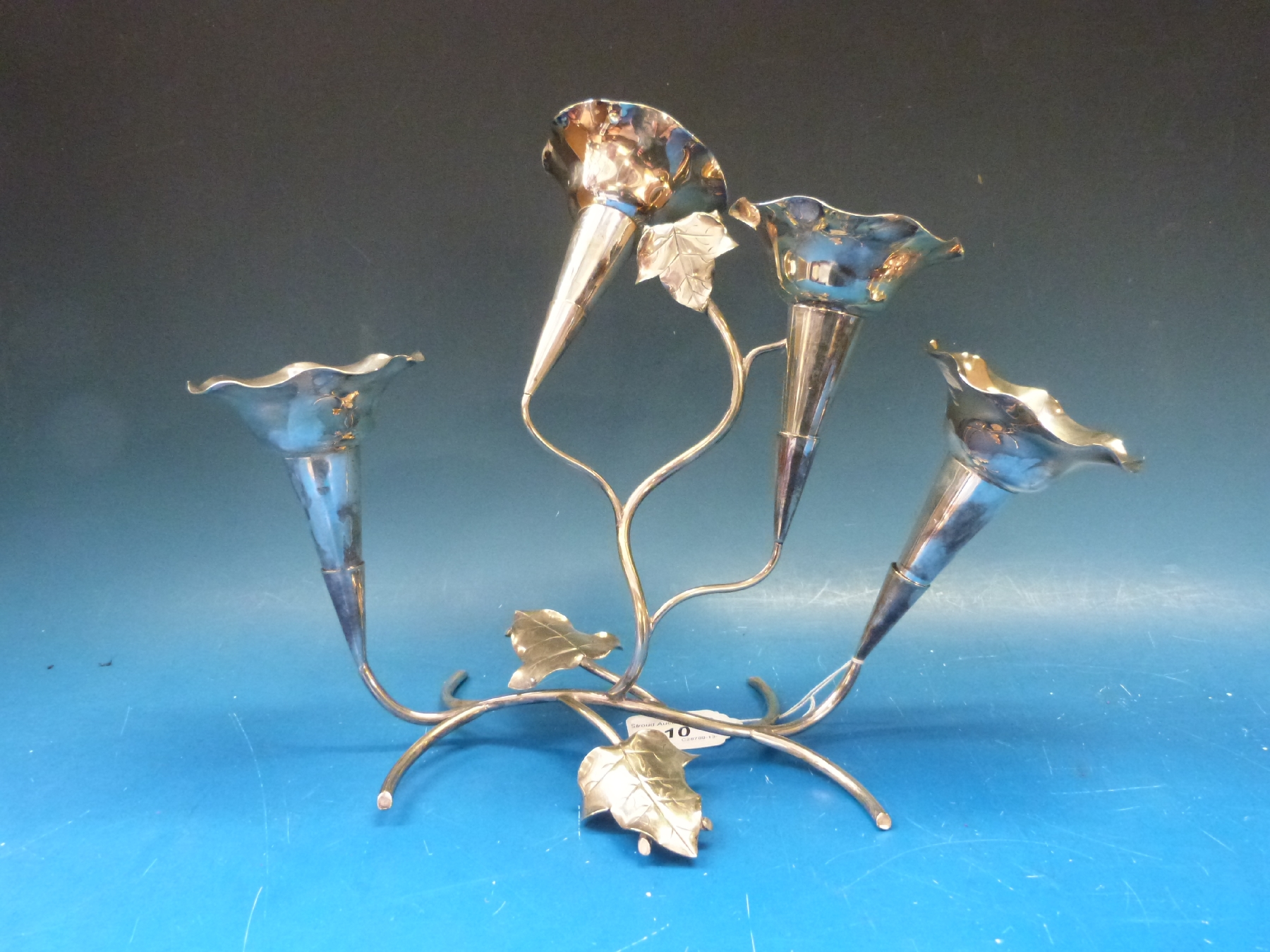 A four-branch plated epergne - Image 2 of 2