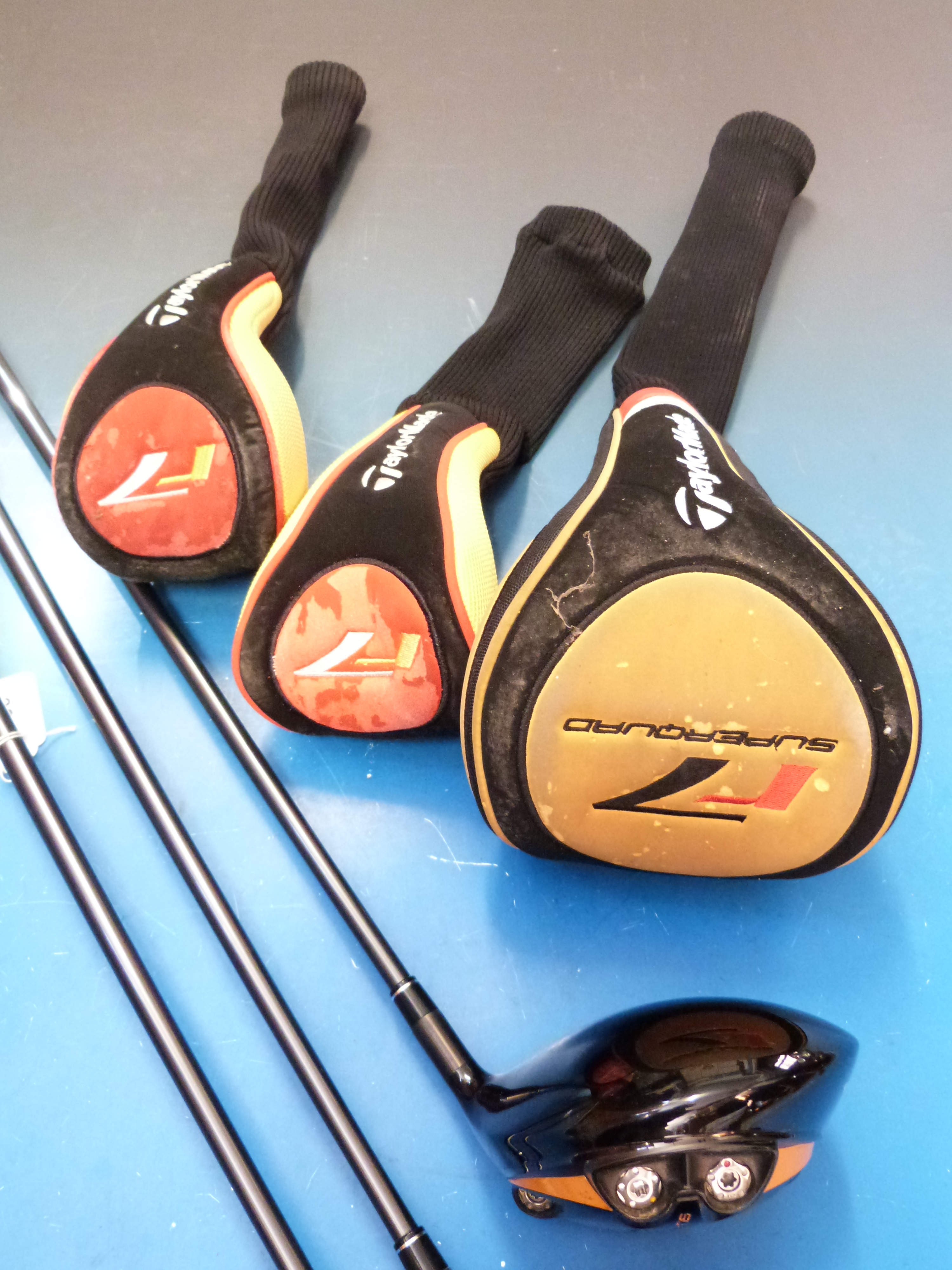 A set of three Taylormade R7 Superquad golf clubs, a driver, three wood and 5 wood, - Image 5 of 5