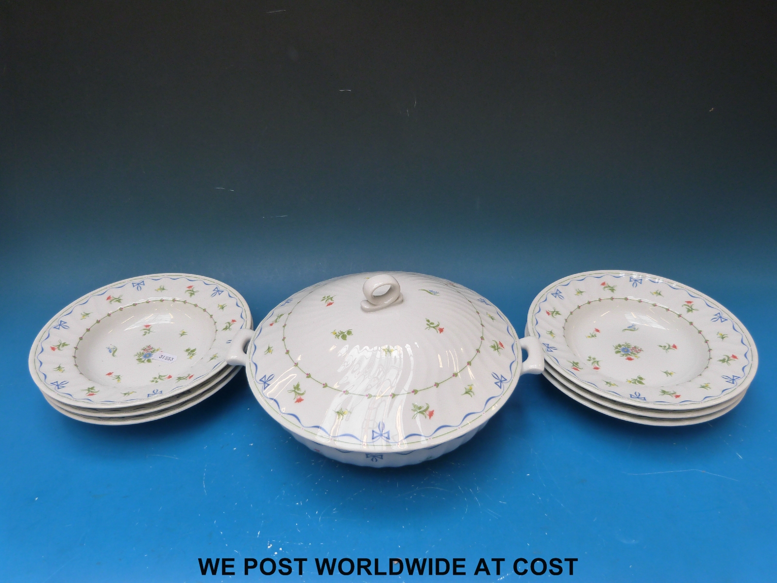 A six setting Royal Worcester dinner service in Ribbons and Bows pattern including meat dish, - Image 2 of 2