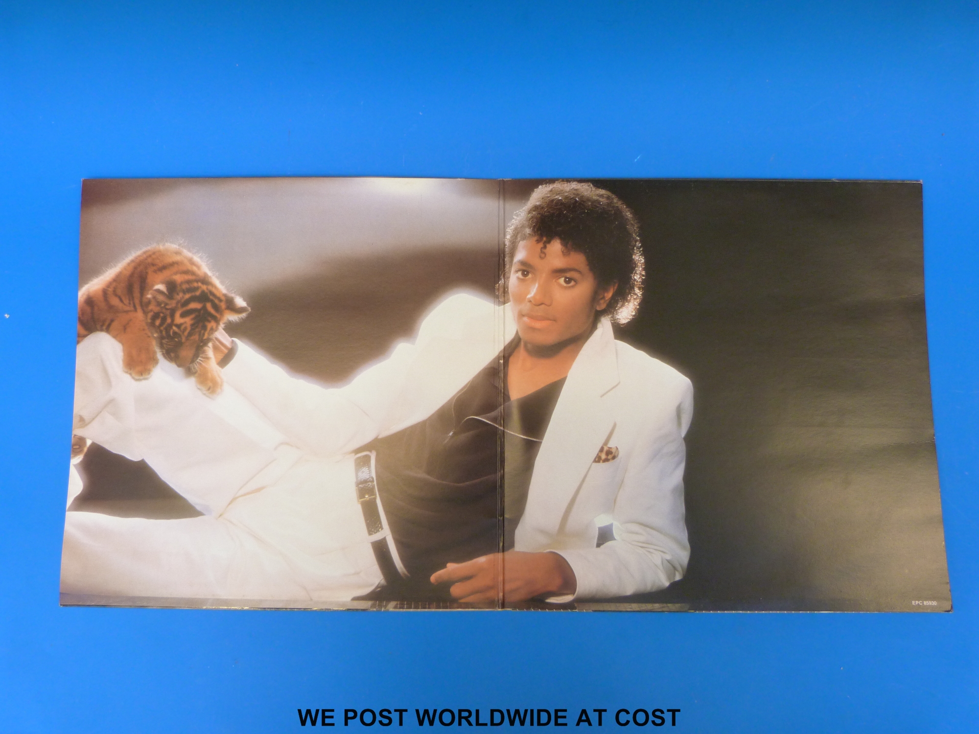 Two LPs by Michael Jackson : “Dangerous” and “Thriller”. - Image 9 of 9