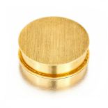18ct gold pill box, Kurt Jobst circular, with textured twist cover, stamped with the maker's