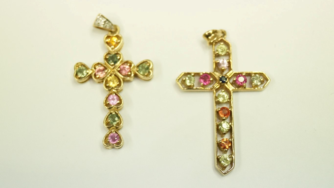 Two 9ct gold gem set pendant crosses. - Image 2 of 2