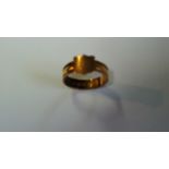 An 18ct gold signet ring, 4g. WITHDRAWN