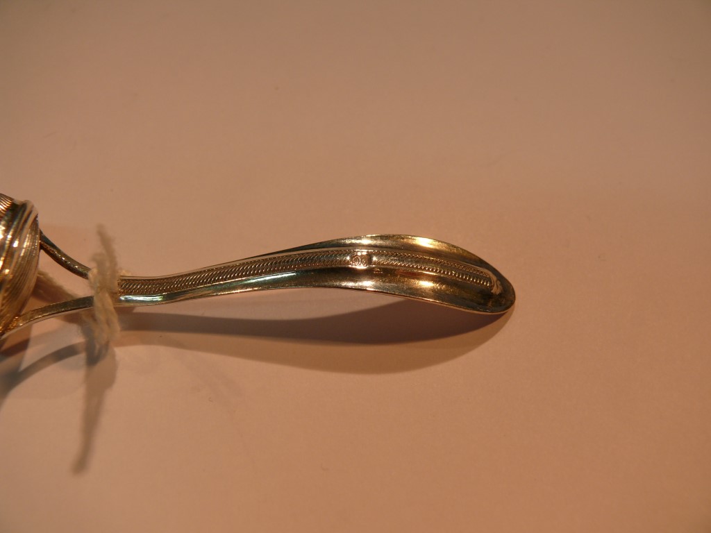 A Dutch white metal caddy spoon, having ribbed bowl, 8.7cm. - Image 6 of 7