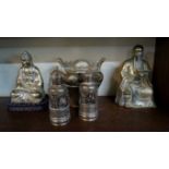 Two Chinese brass buddhas, largest 24cm