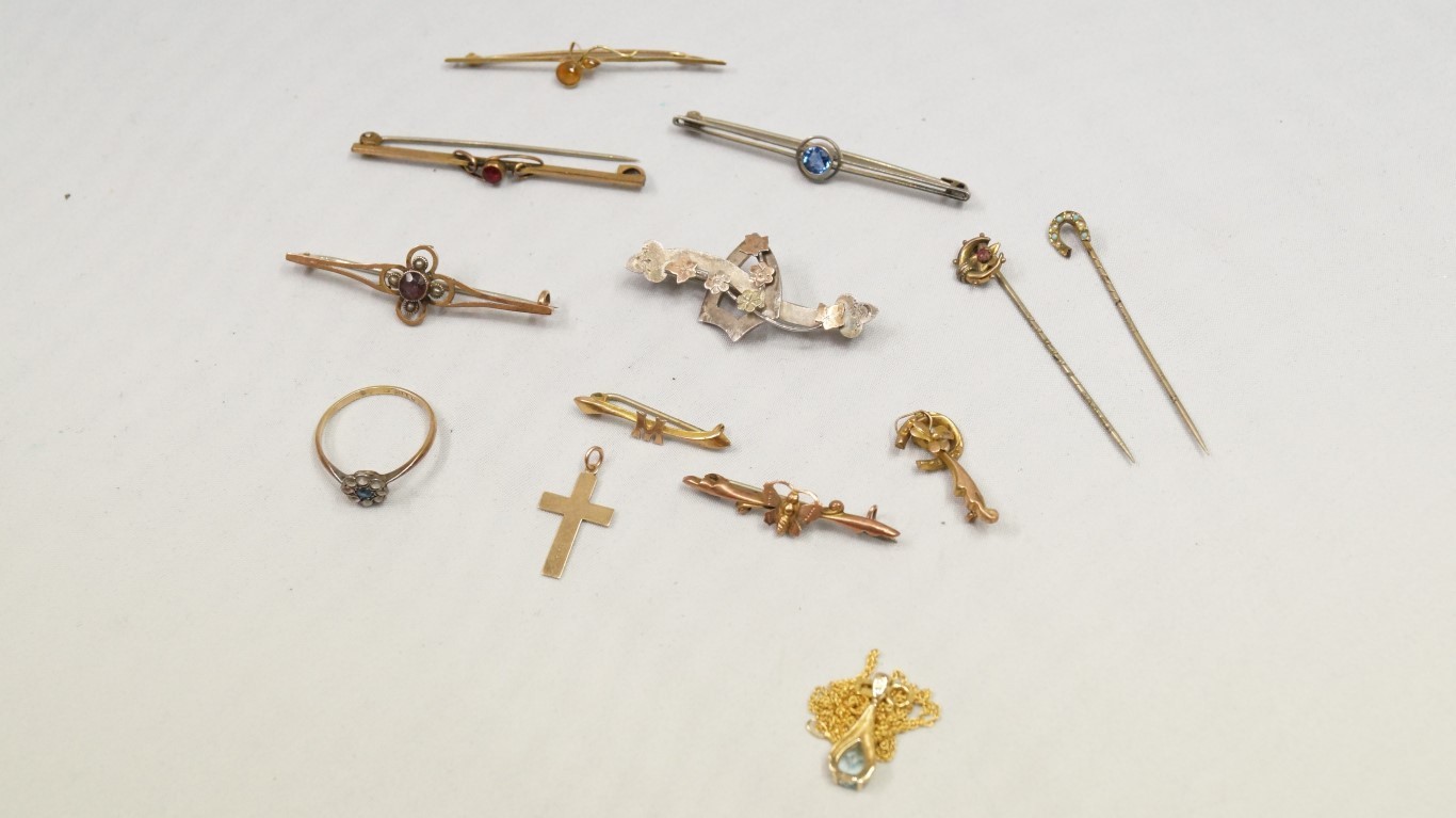 Seven various gold and other brooches; t