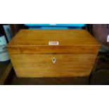 A late George III satinwood tea caddy, t