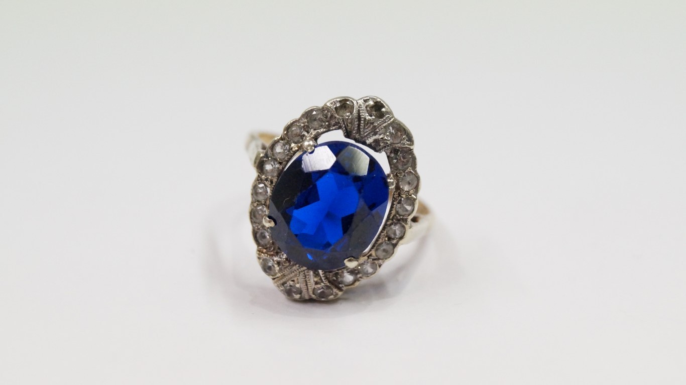 A 9ct gold ring set four blue topaz, and - Image 3 of 4