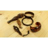 A small quantity of tortoiseshell items,