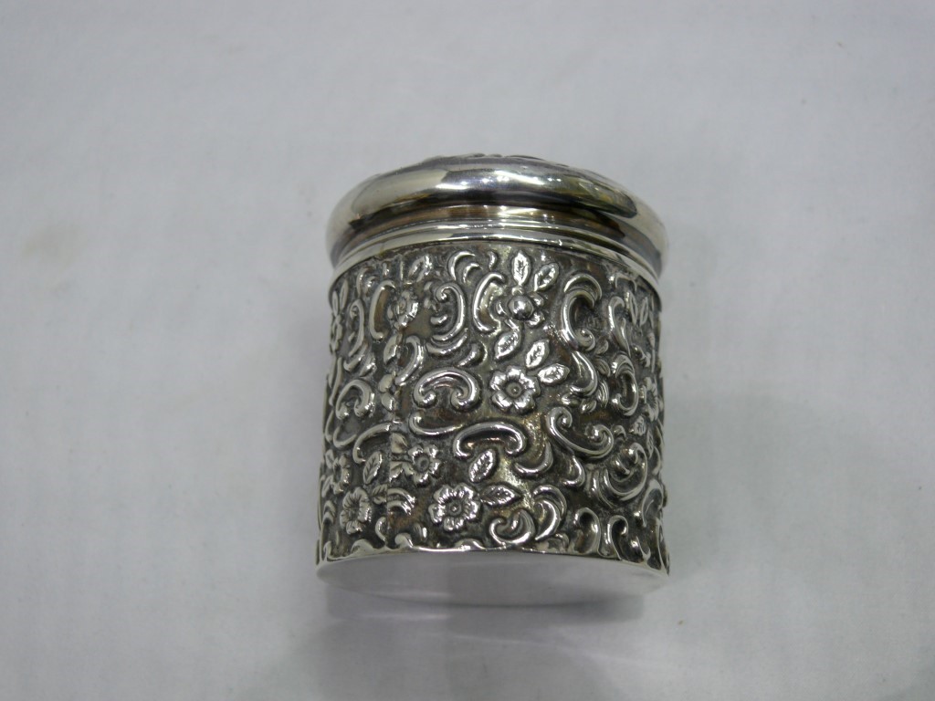 A Victorian silver dressing table jar; a - Image 5 of 6