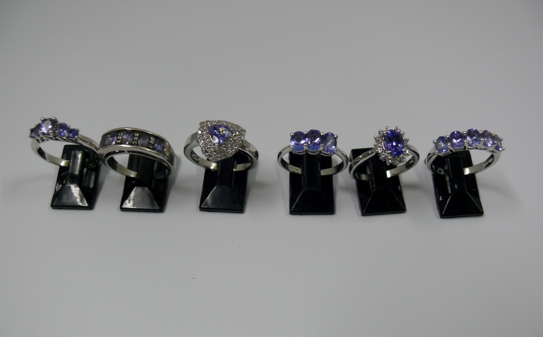 Six various 925 silver rings set tanzani