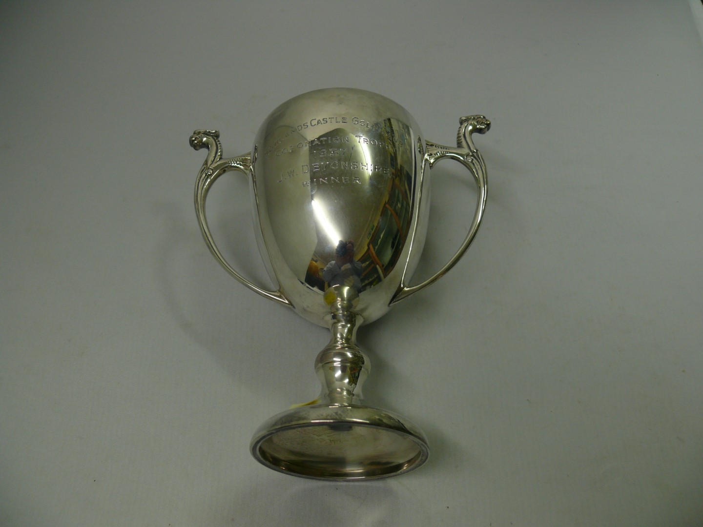 An Edwardian silver trophy cup, by Harri - Image 4 of 4