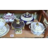 A small quantity of 19th century English porcelain,