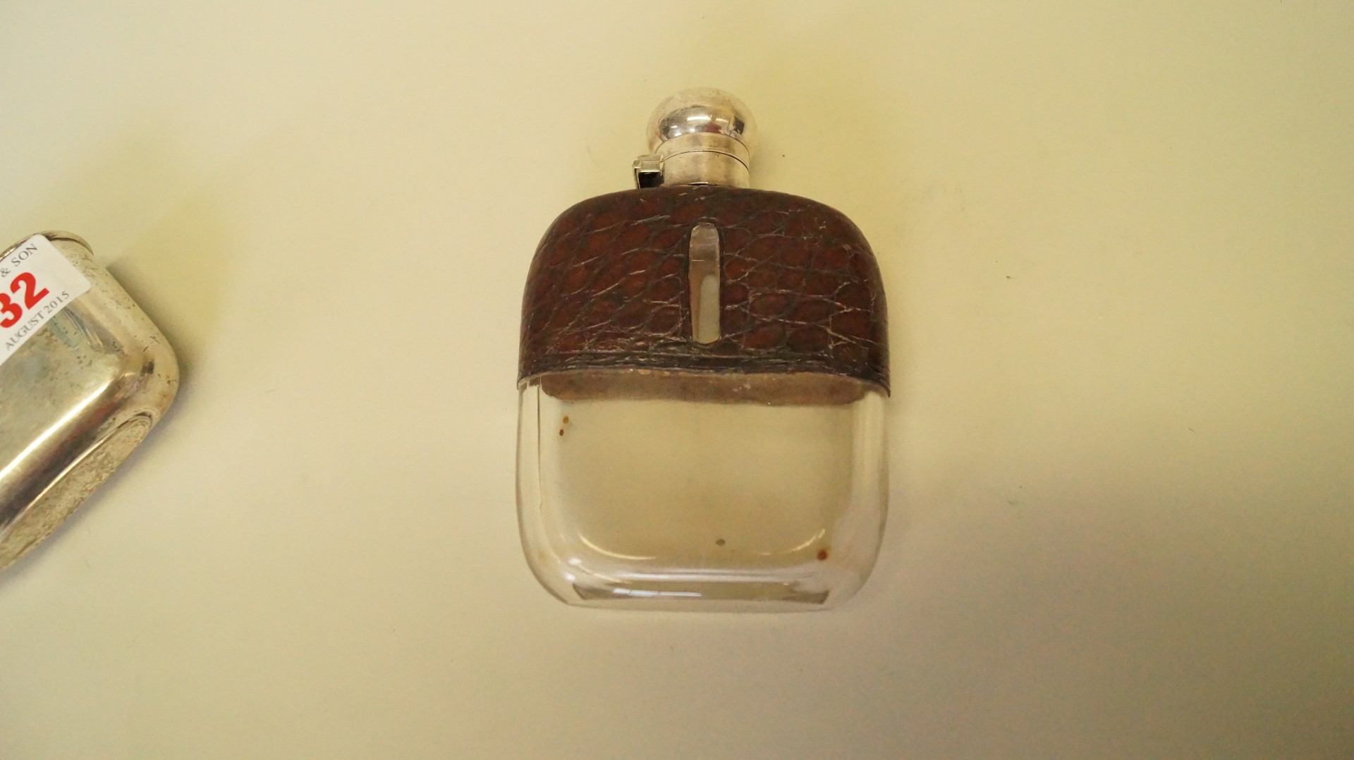 An Edwardian silver and crocodile skin mounted glass hip flask, Mappin & Webb, Birmingham 1904, 13. - Image 5 of 6