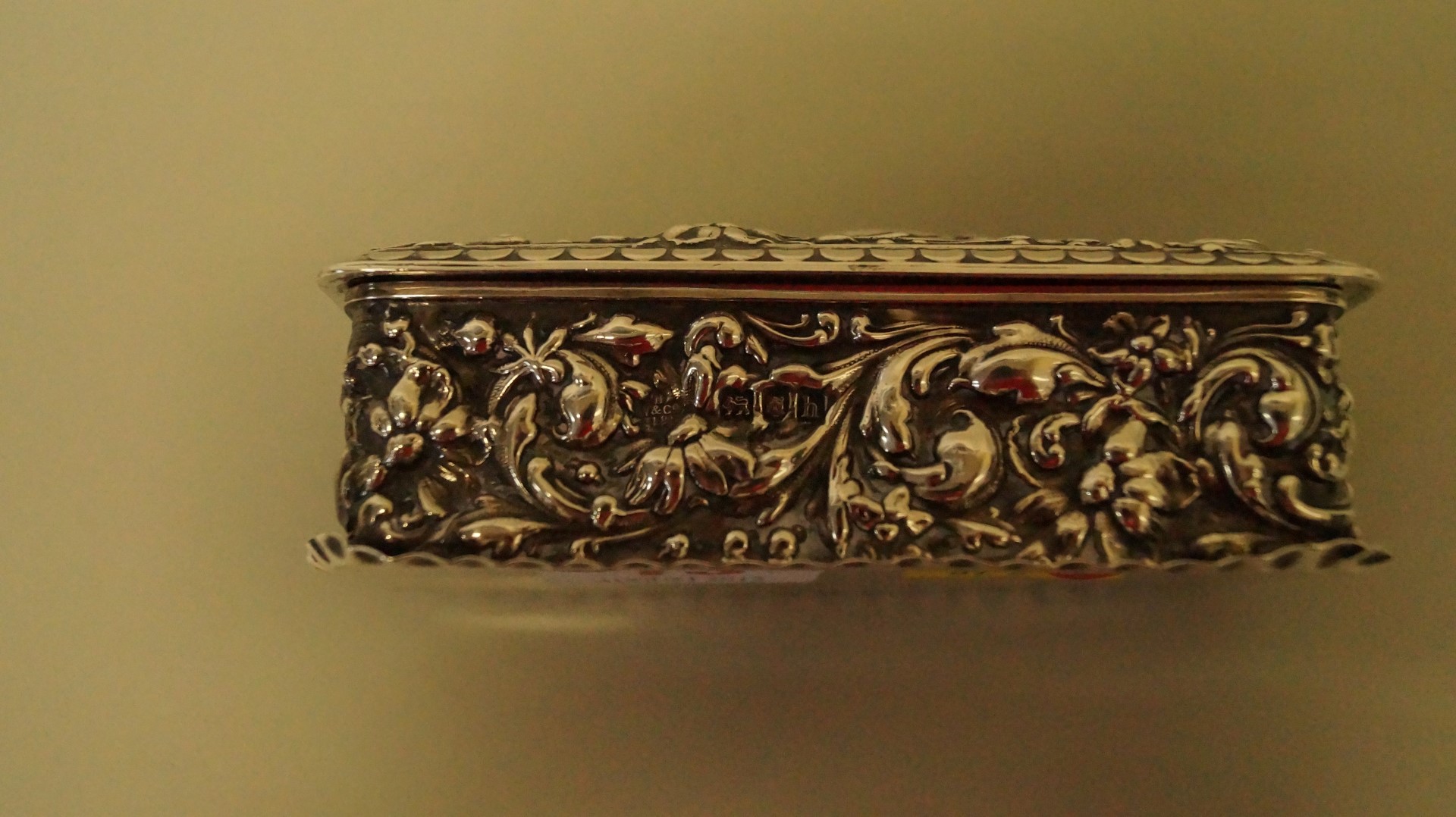 An Edwardian rococo silver rectangular box, by W H & Co Ltd, London 1903, 11cm. - Image 3 of 4