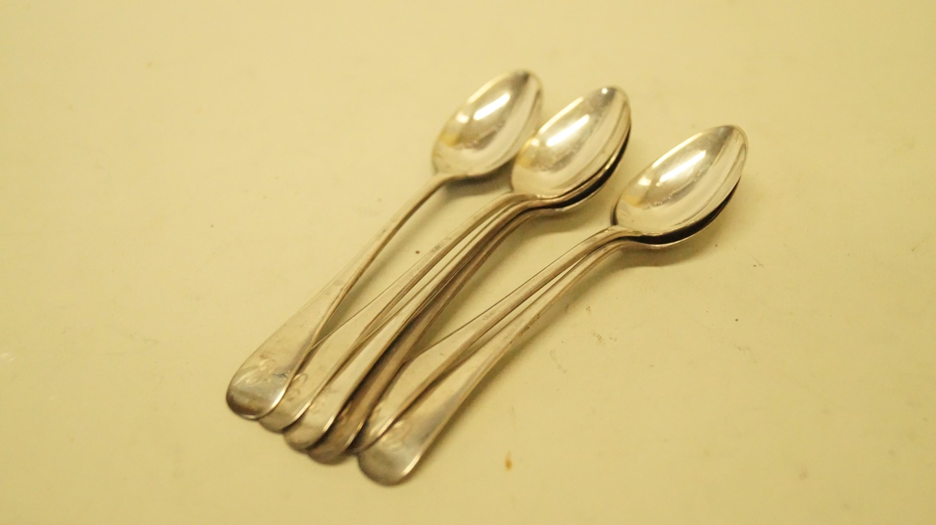 A set of six silver Old English pattern coffee spoons, by Marson & Jones, Birmingham 1928, 70g.