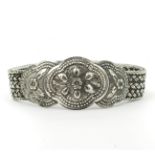 PULSERA DE PLATA CINCELADA Peso 63,3 gr. Precio salida/Starting Price € 90