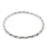 PULSERA ESCLAVA DE PLATA Peso 6,4 gr. Precio Salida/Starting Price: €20