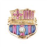 PIN ESCUDO F.C. BARCELONA en oro, con rubís, zafiros y diamantes talla rosa y brillante. Peso 3,5
