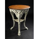 Garden Table: A Viking pattern cast iron pub table with mahogany topcirca 190061cm.; 24ins diameter