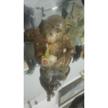 Beswick monkey 1049