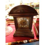 Oak mantle clock 38cm