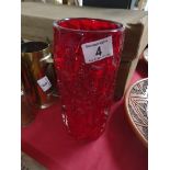 White Frias red glass vase 23cm