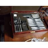 plated cutlery set in case