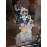 Royal Doulton figure "Rag doll seller"