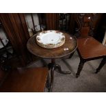 circular oak table