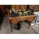 edwardian mahog desk with hinged leaves L46xH29xD20 in