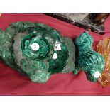malacite lion and 2 dishes